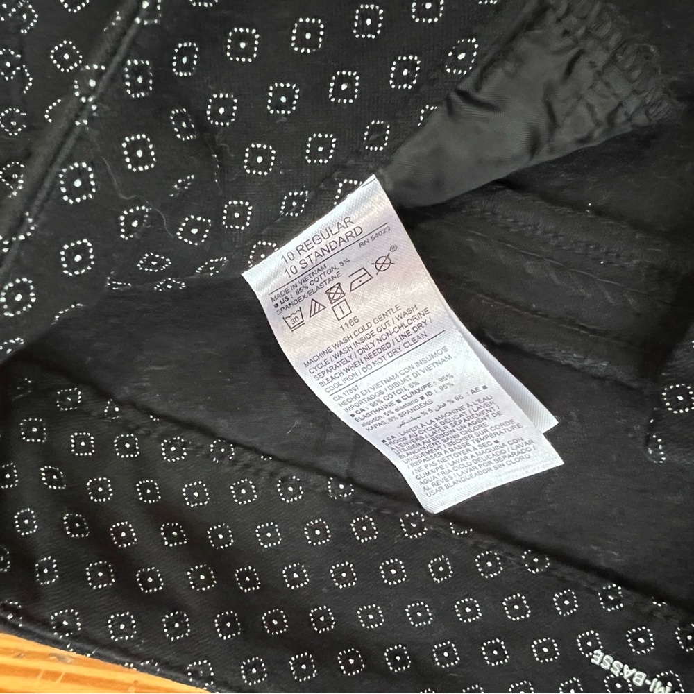 Old Navy Pixie Pant - image 4